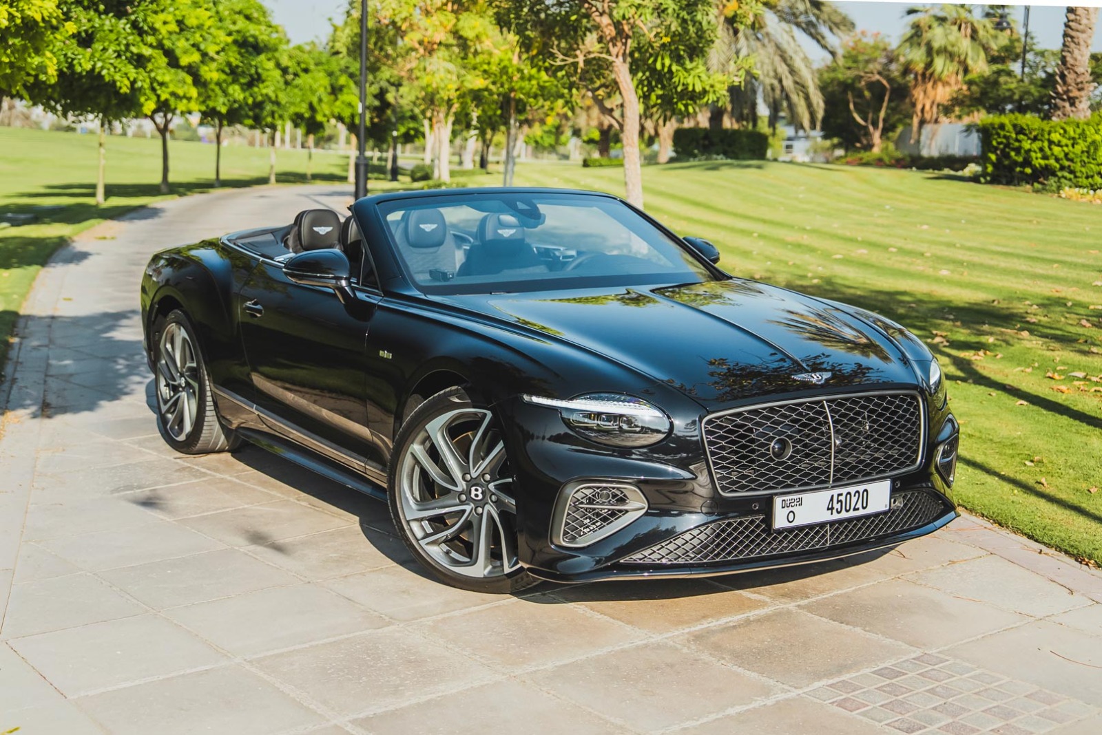 Bentley Continental GTC 2025 in Dubai